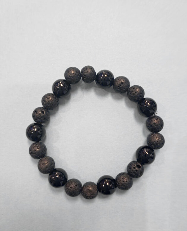 Diffuser lava bracelet with black beads